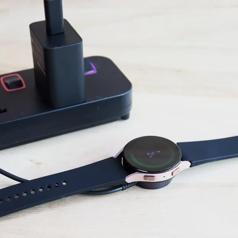 Wireless Charger Watch - Магнитная беспроводная портативная зарядная док-станция USB-C