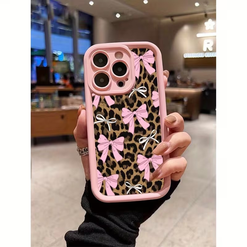 Apple Iphone 15 Pro Max - Противоударный чехол-бампер с леопардовым принтом и